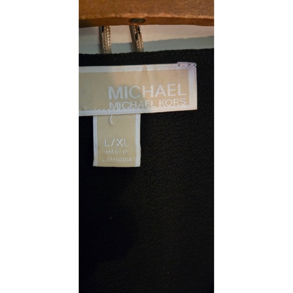 Michael Kors Black Poncho Blouse Silver Hardware V-Neck Top L/XL - Picture 3 of 3